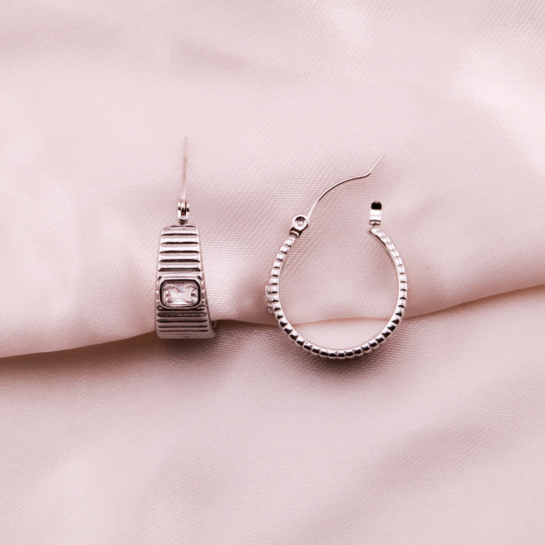 Aretes Candonga en Acero con Zirconia – Dorado PVD y Plateado