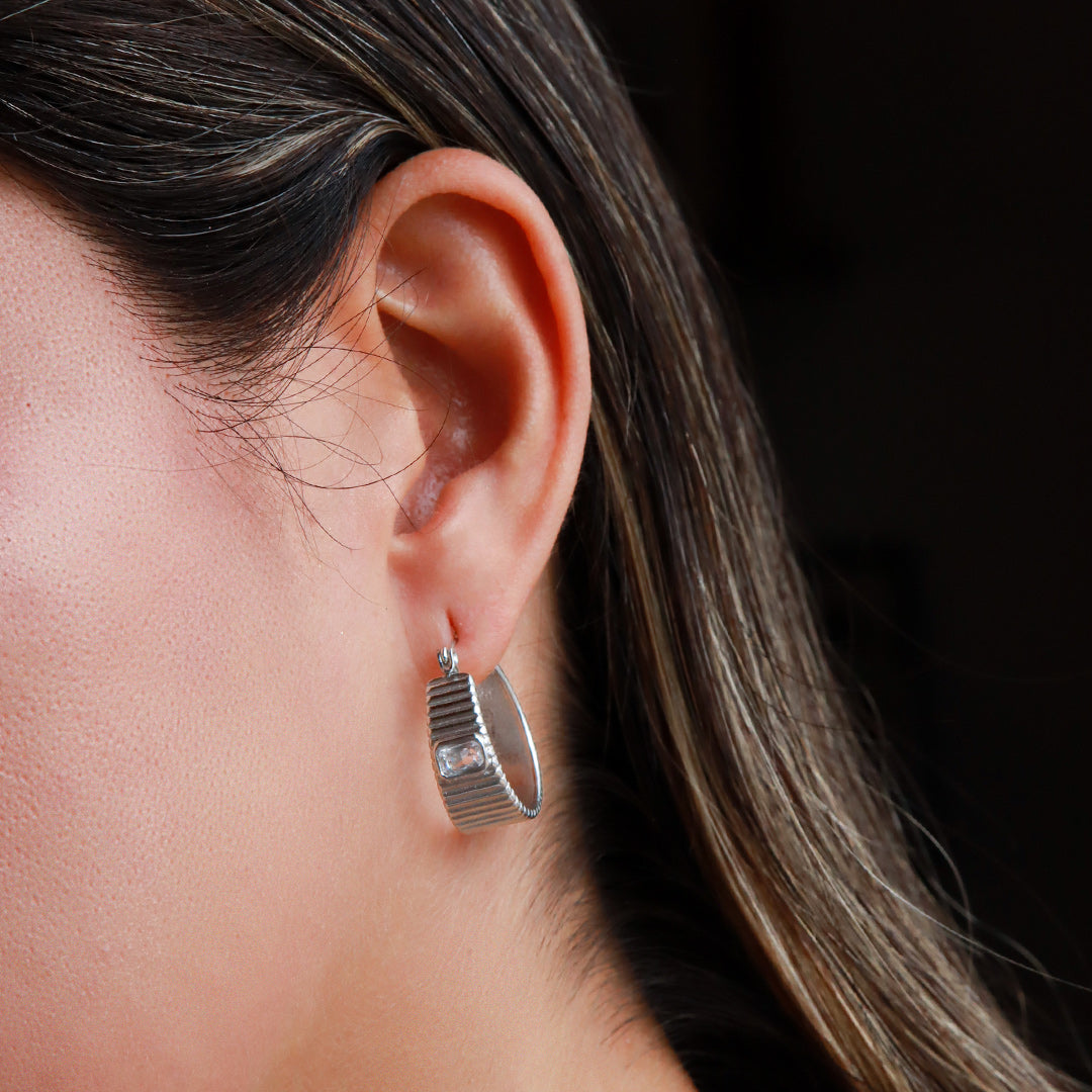 Aretes Candonga en Acero con Zirconia – Dorado PVD y Plateado