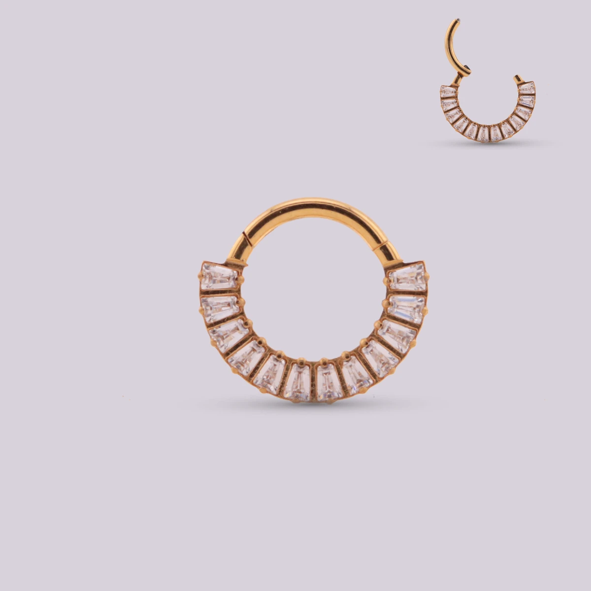 Aro Clicker Ada con Zirconias en Titanio – Plateado