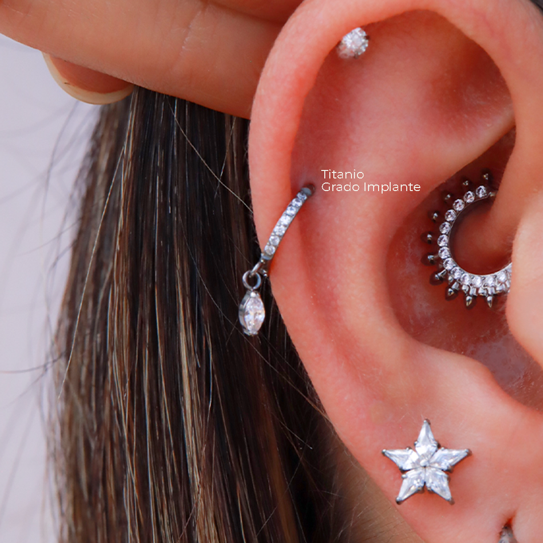 Aro Clicker de Titanio con Colgante