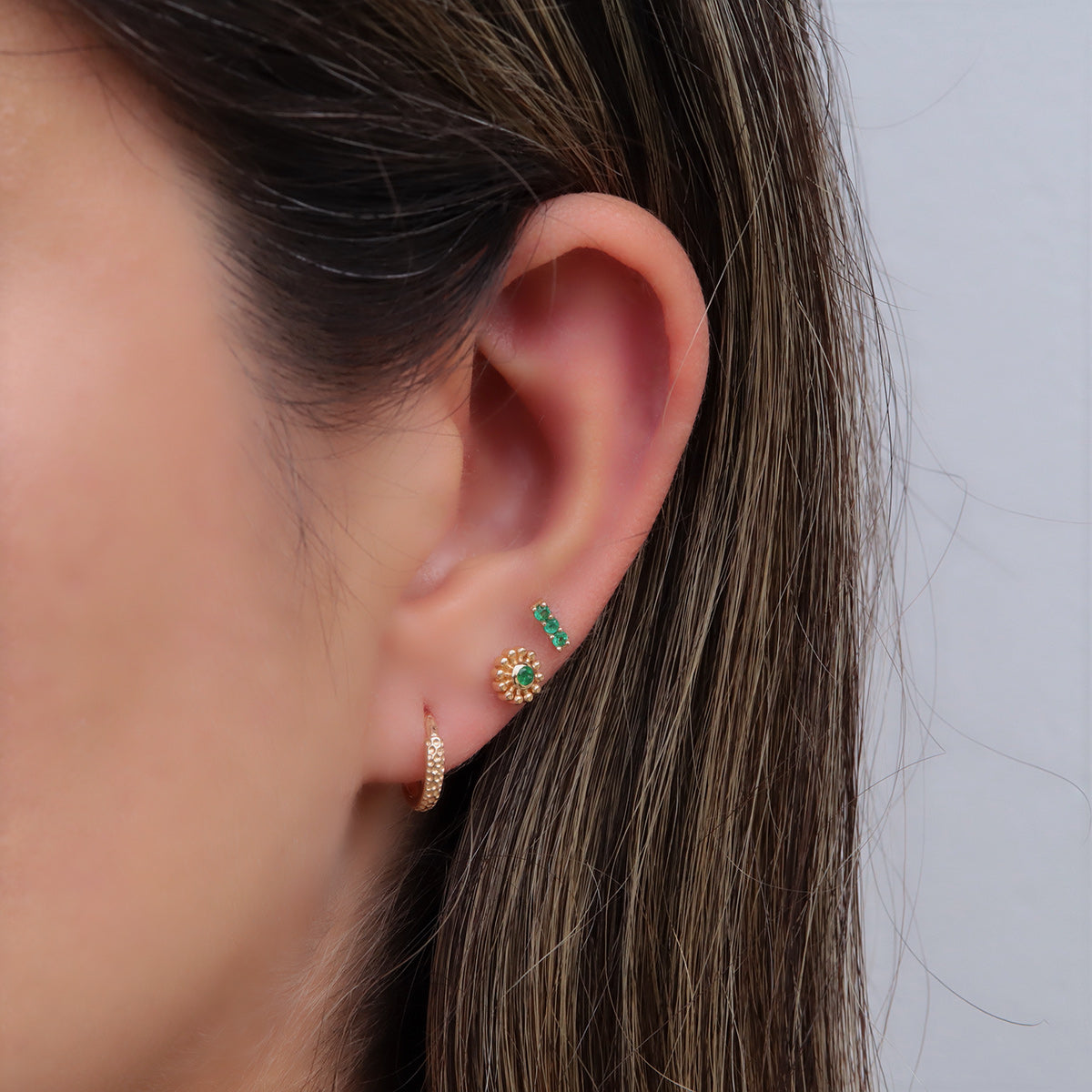 Labret en Oro 18K con Trío de Esmeraldas Colombianas